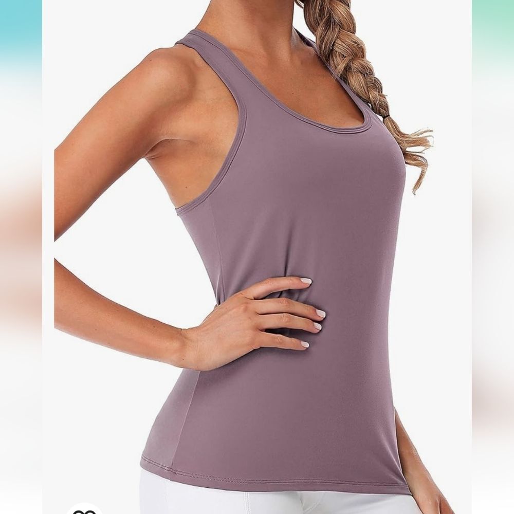 ATTRACO Workout Camisole for Women with Builtin Bra Athletic Tank Top Size Large